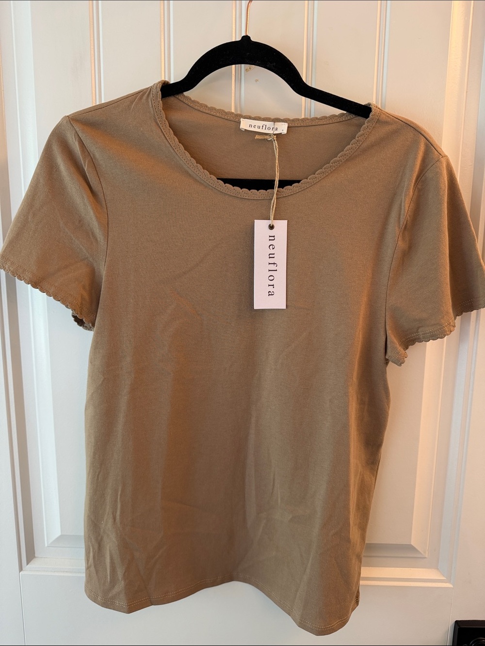 Neuflora Tessa Tee NWT